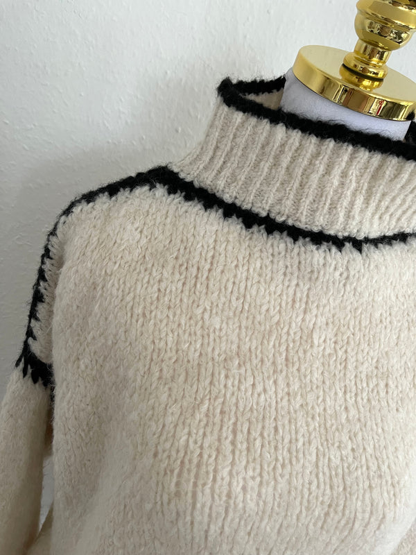 Pullover Cozy Kontrast Creme/Schwarz