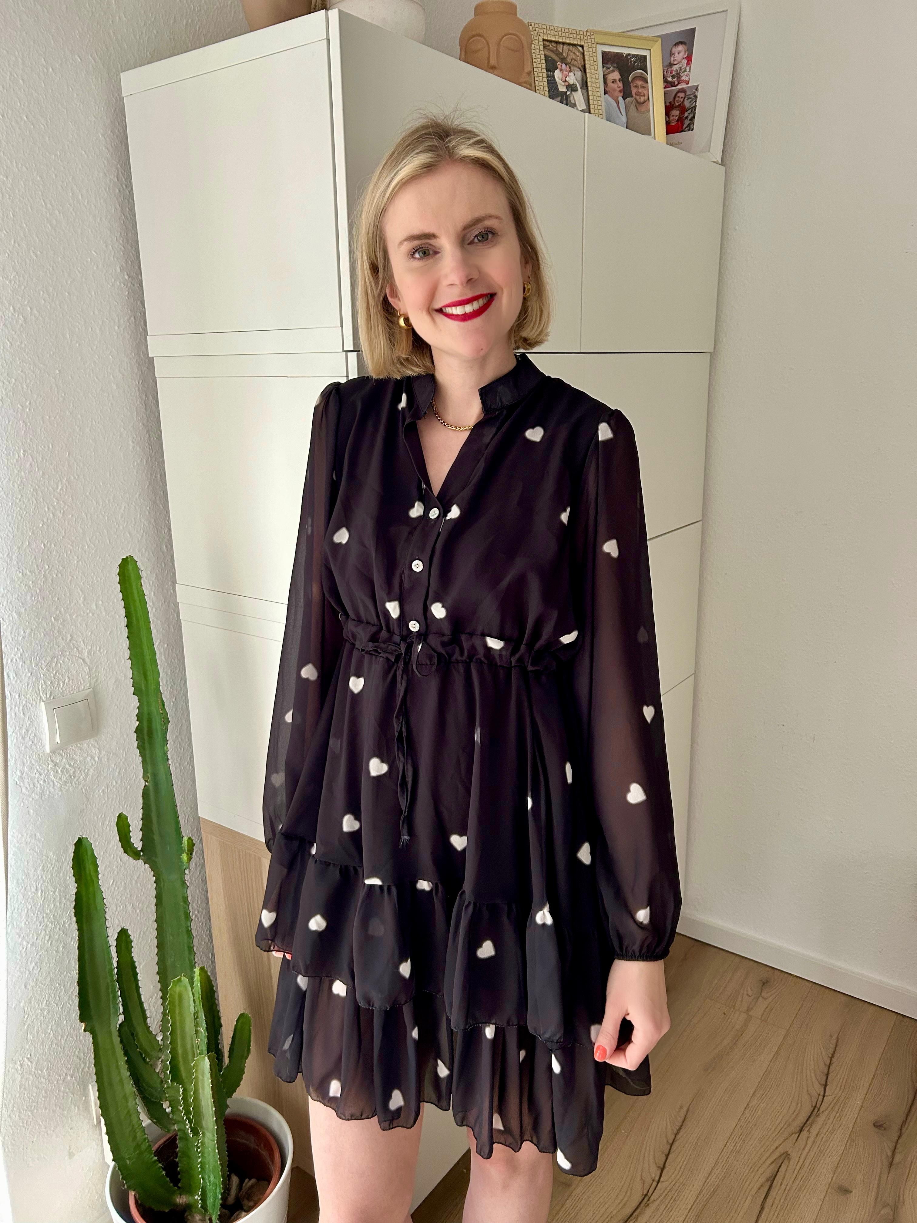 Herzchen Kleid Schwarz/Weiß