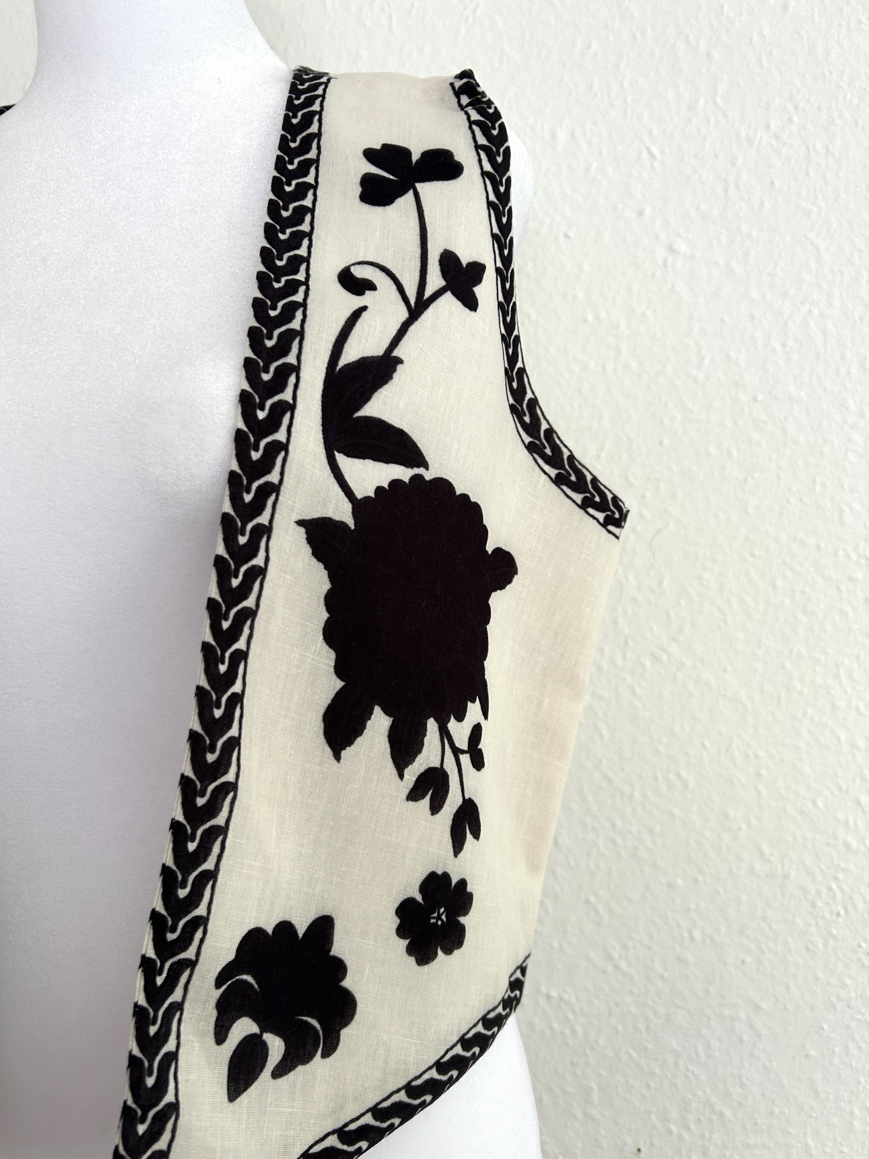 Cropped Weste Flower Schwarz