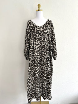 Musselin Maxikleid Leo Weiß/Schwarz
