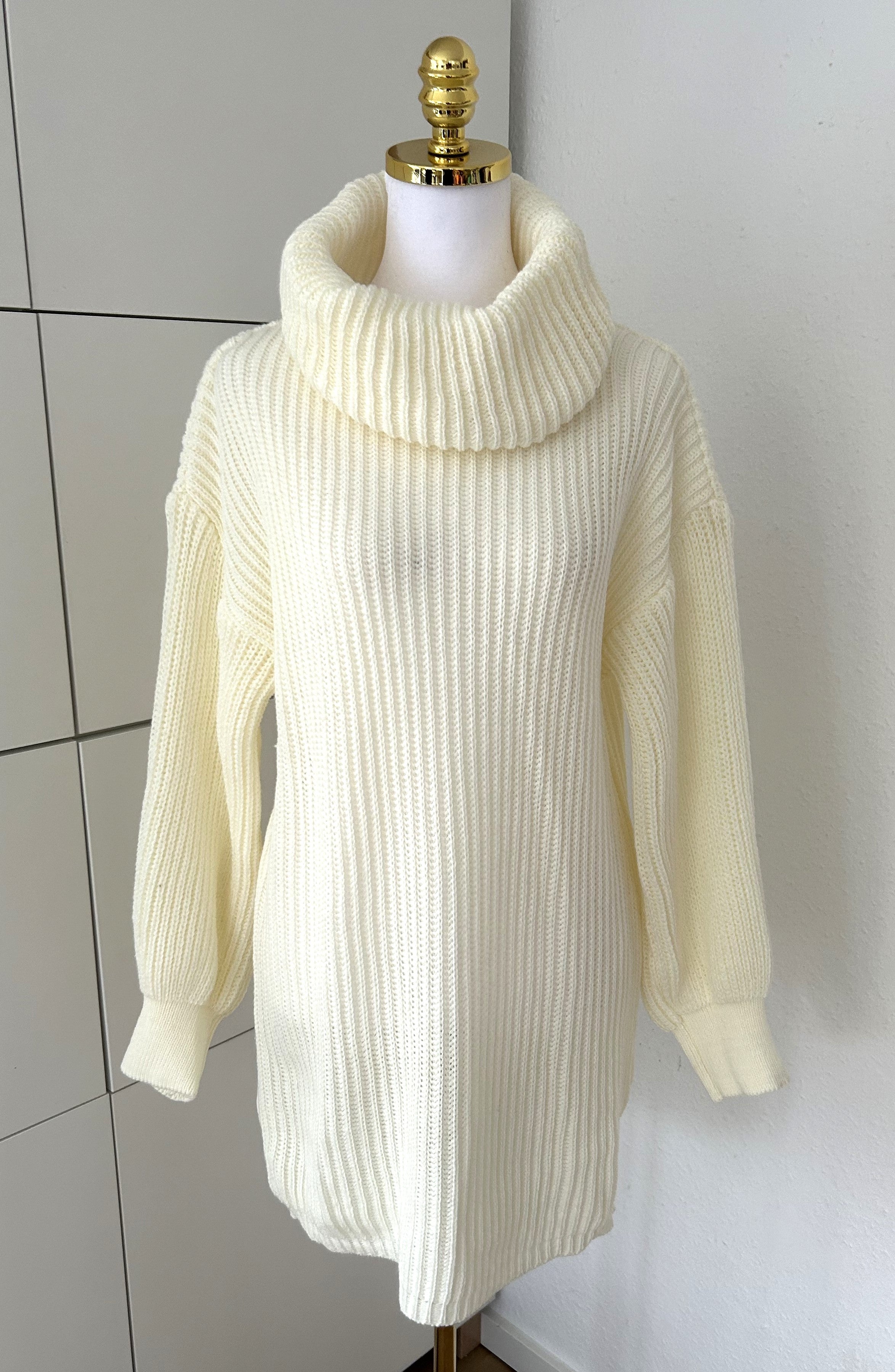 Rollkragen Strickpullover Weiß